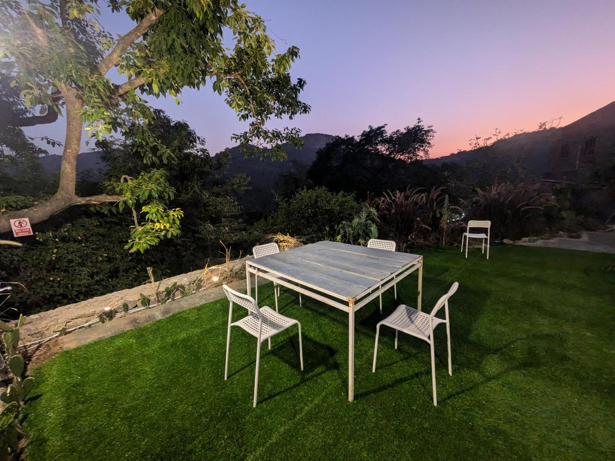 Cave Canvas Mount Abu Dış mekan fotoğraf